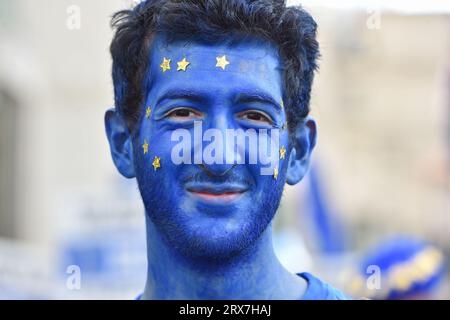 Londres, Angleterre, Royaume-Uni. 23 septembre 2023. Les militants anti-Brexit ont défilé dans le centre de Londres pour appeler le Royaume-Uni à rejoindre l'Union européenne. (Image de crédit : © Thomas Krych/ZUMA Press Wire) USAGE ÉDITORIAL SEULEMENT! Non destiné à UN USAGE commercial ! Crédit : ZUMA Press, Inc./Alamy Live News Banque D'Images