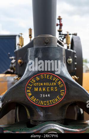 Low Ham.Somerset.United Kingdom.July 23rd 2023.Un rouleau de route restauré de wallis et Steevens de 1925 appelé Old Ken est exposé au Somerset Steam an Banque D'Images