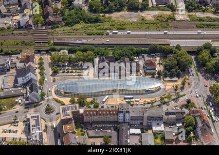 Vue aérienne, gare routière et toit futuriste à Konrad-Adenauer-Platz, Baukau, Herne, région de la Ruhr, Rhénanie du Nord-Westphalie, Allemagne, DE, Europe, trafic Banque D'Images