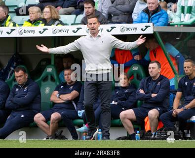 Edimbourg, Royaume-Uni. 23 septembre 2023. Scottish Premiership - Hibernian FC v St Johnstone FC 23/09/2023 le Manager de St Johnstone, Steven MacLean, en tant que Hibernian affronte St Johnstone dans le Scottish Premiership au Easter Road Stadium, Édimbourg, Royaume-Uni crédit : Ian Jacobs/Alamy Live News Banque D'Images