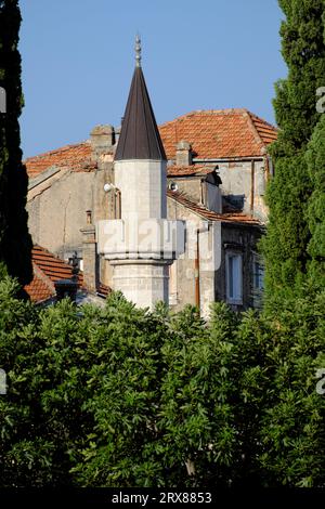 Minaret de la vieille ville de Trebinje, Bosnie-Herzégovine Banque D'Images