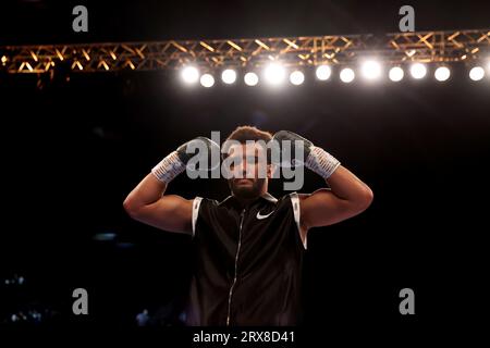 Moses Itauma célèbre après avoir remporté la victoire sur amine Boucetta au premier tour lors du Heavyweight Match à l'OVO Arena Wembley, Londres. Date de la photo : Samedi 23 septembre 2023. Banque D'Images