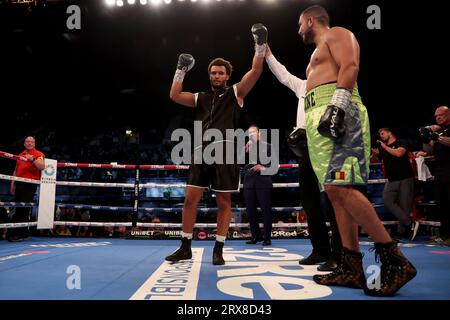 Moses Itauma célèbre après avoir remporté la victoire sur amine Boucetta au premier tour lors du Heavyweight Match à l'OVO Arena Wembley, Londres. Date de la photo : Samedi 23 septembre 2023. Banque D'Images