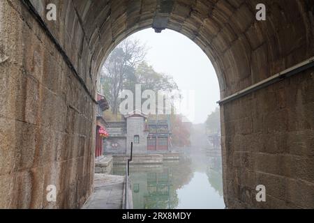 Pont de pierre de trois trous, rue Suzhou, Palais d'été, Pékin Banque D'Images