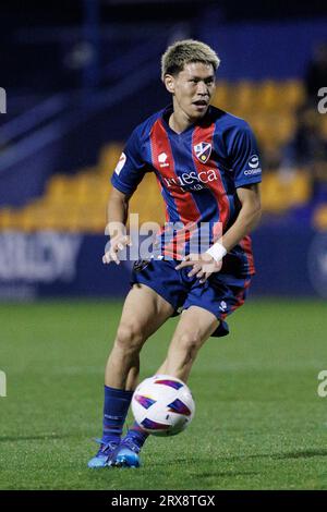 MADRID, ESPAGNE - SEPTEMBRE 23 : Kento Hashimoto lors du match de la Liga Hypermotion 2023/24 entre Alcorcon et Huesca au stade Santo Domingo. Crédit : Guille Martinez/AFLO/Alamy Live News Banque D'Images