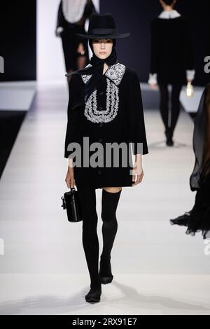 Milan, Italien. 23 septembre 2023. DOLCE & GABBANA Printemps/été 2024 Runway pendant la Fashion week de Milan le 2023 septembre - Milan ; Italie 23/09/2023 crédit : dpa/Alamy Live News Banque D'Images