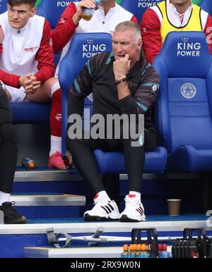 Leicester, Royaume-Uni. 23 septembre 2023. Nigel Pearson, entraîneur de Bristol City, au Leicester City contre Bristol City EPL Championship Match, au King Power Stadium, Leicester, Royaume-Uni, le 23 septembre 2023. Crédit : Paul Marriott/Alamy Live News Banque D'Images