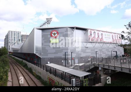 Londres, Royaume-Uni. 23 septembre 2023. Une vue générale du stade pendant le match de Premier League au Gtech Community Stadium, Londres. Le crédit photo devrait se lire : Paul Terry/Sportimage crédit : Sportimage Ltd/Alamy Live News Banque D'Images