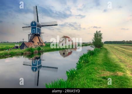 POLDER Windmill Geremolen de Blauwe WIP en Hollande du Sud, pays-Bas Banque D'Images