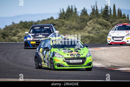 Ledenon, France. 24 septembre 2023. 63 COURSE Hugo FRA, First Racing, Peugeot 208 RC, action, lors de la 5e manche du Championnat de France FFSA Tourisme - TC France 2023, du 22 au 24 septembre 2023 sur le circuit de Lédenon, à Lédenon, France - photo Marc de Mattia/DPPI crédit : DPPI Media/Alamy Live News crédit: DPPI Media/Alamy Live News Banque D'Images