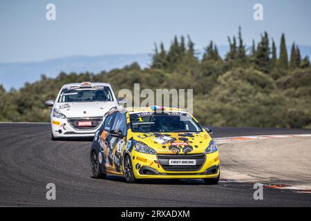 Ledenon, France. 24 septembre 2023. 01 VEVRES Vincent FRA, First Racing, Peugeot 208 RC, action, lors de la 5e manche du Championnat de France FFSA Tourisme - TC France 2023, du 22 au 24 septembre 2023 sur le circuit de Lédenon, à Lédenon, France - photo Marc de Mattia/DPPI crédit : DPPI Media/Alamy Live News crédit: DPPI Media/Alamy Live News Banque D'Images