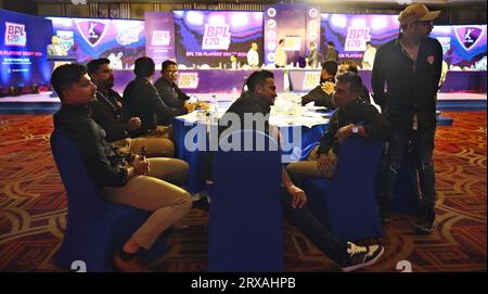 Shakib Al Hasan rejoint le club franchisé de la Premier League du Bangladesh (BPL) Rangpur Riders dans la 10e édition du BPL. Bangladesh, 24 septembre 2023. Banque D'Images