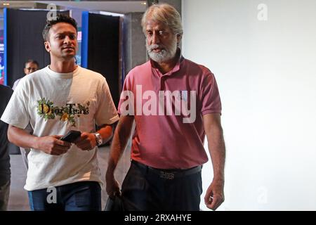 Shakib Al Hasan rejoint le club franchisé de la Premier League du Bangladesh (BPL) Rangpur Riders dans la 10e édition du BPL. Bangladesh, 24 septembre 2023. Banque D'Images