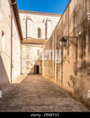 La merveilleuse abbaye de Fossanova près de la ville de Priverno, dans la province de Latina, Latium, italie. Banque D'Images