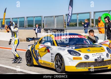 11 TIERCE Corentin FRA, LÉMERET Stéphane FRA, CMR, Alpine A110 GT4, ARGENT, lors de la 5e manche du Championnat de France FFSA GT - GT4 France 2023, du 22 au 24 septembre 2023 sur le circuit de Lédenon, à Lédenon, France - photo Marc de Mattia/DPPI crédit : DPPI Media/Alamy Live News Banque D'Images