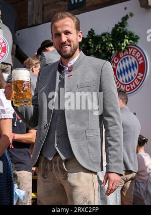 Munich, Allemagne. 24 septembre 2023. MUNICH, ALLEMAGNE - 24 SEPTEMBRE : Harry KANE, au Kaefer Schaenke le 24 septembre 2023 à Munich, Allemagne. (Photo de Stefan MATZKE FcBAYERN POOL/ATP images) (Matzke Stefan /ATP/SPP) crédit : SPP Sport Press photo. /Alamy Live News Banque D'Images