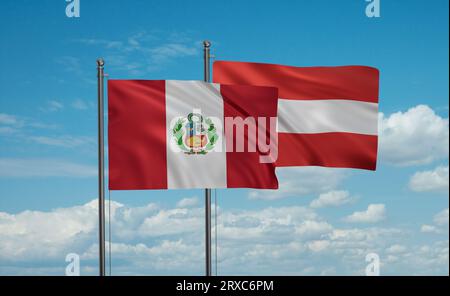 Drapeau de l'Autriche et drapeau du Pérou agitant ensemble sur le ciel bleu, concept de coopération de deux pays Banque D'Images