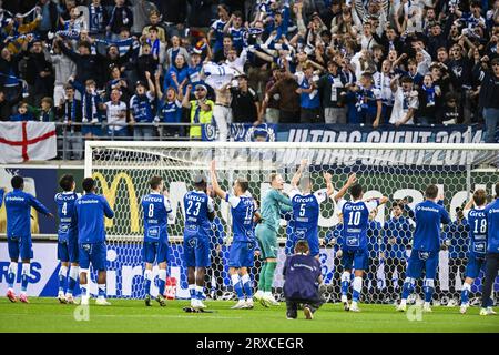 Gand, Belgique. 24 septembre 2023. Les joueurs de AA Gent célèbrent après avoir remporté un match de football entre KAA Gent et KAS Eupen, dimanche 24 septembre 2023 à Gand, le jour 08 de la saison 2023-2024 de la Jupiler Pro League première division du championnat belge. BELGA PHOTO TOM GOYVAERTS crédit : Belga News Agency/Alamy Live News Banque D'Images