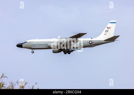 Boeing TC-135W Stratolifter de l'US Air Force (717-158) (REG : 62-4127) arrivée sur la piste 31. Banque D'Images