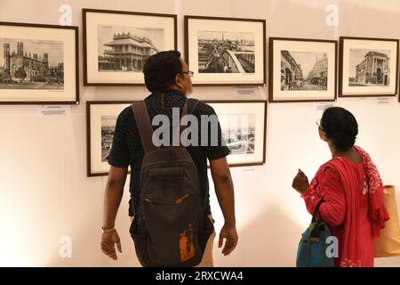 Kolkata, Bengale occidental, Inde. 24 septembre 2023. 'La ville de Calcutta et sa vie : 1870-1920', trois jours (du 22 au 24 septembre 2023) durée exposition de 1870-1920 photographies rares de Calcutta (Kolkata) capturées par des photographes britanniques inconnus qui a été organisée par l'Administrateur général et Trustee officiel (AGOT), Gouvernement du Bengale occidental et organisée par Biplab Roy, AGOT. (Image de crédit : © Biswarup Ganguly/Pacific Press via ZUMA Press Wire) USAGE ÉDITORIAL SEULEMENT! Non destiné à UN USAGE commercial ! Banque D'Images