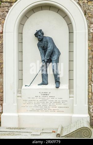 La tombe de Thomas Morris (20 avril 1851 – 25 décembre 1875), connu sous le nom de Tom Morris Junior, considéré comme l'un des pionniers du golf professionnel Banque D'Images