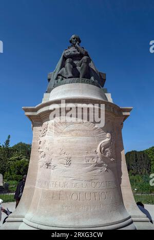 Statue de Jean Baptiste de Lamarck, botaniste français, zoologiste, 1744-1829, Paris, France Banque D'Images