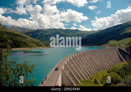 Barrage et réservoir du lac de Roselend, haute Savoie, France, Alpes Banque D'Images