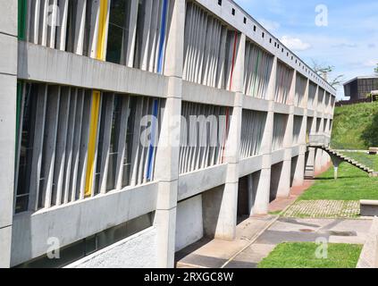 Maison de la Culture de Firminy, un centre culturel, faisant partie du schéma directeur de Firminy-Vert, architecte le Corbusier, un site classé au patrimoine mondial de l'UNESCO Banque D'Images