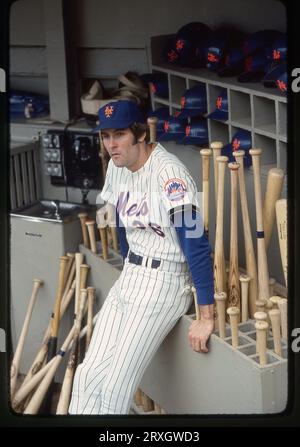 Une photo de 1978 de New York mets slugger Dave 'Kong' Kingman dans la décharge mets à Shea Stdium dans le Queens, New York City. Banque D'Images