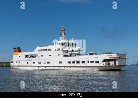 Ferry «Frisia VI» dans le port de Norddeich, Allemagne Banque D'Images