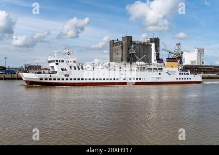 AG EMS Borkum ferry «Ostfriesland» dans le port d'Emden, Allemagne Banque D'Images