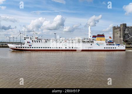 AG EMS Borkum ferry «Ostfriesland» dans le port d'Emden, Allemagne Banque D'Images