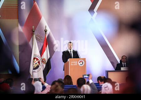 Le Caire, Égypte. 25 septembre 2023. Walid Hassan Hamza, vice-président de la Cour de cassation et chef de l’Autorité électorale nationale (AEN), prend la parole lors d’une conférence de presse concernant la prochaine élection présidentielle égyptienne au Caire, en Égypte, le 25 septembre 2023. L’Egypte tiendra son élection présidentielle en décembre, et les portes sont ouvertes pour la nomination des candidats du 5 au 14 octobre, a annoncé lundi l’Autorité électorale nationale (AEN). Crédit : Ahmed Gomaa/Xinhua/Alamy Live News Banque D'Images