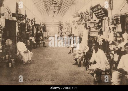 Kolkata, Bengale occidental, Inde. 24 septembre 2023. L'intérieur du « Sir Stuart Saunders Hogg Market » ou « Nouveau marché » de « la ville de Calcutta et sa vie : 1870-1920', trois jours (du 22 au 24 septembre 2023) durée exposition de rares 1870-1920 photographies de Calcutta (Kolkata) capturées par des photographes britanniques inconnus organisée par l'Administrateur général et administrateur officiel (AGOT), Gouvernement du Bengale occidental et organisée par Biplab Roy, AGOT. (Image de crédit : © Biswarup Ganguly/Pacific Press via ZUMA Press Wire) USAGE ÉDITORIAL SEULEMENT! Non destiné à UN USAGE commercial ! Banque D'Images