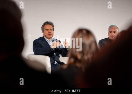 Vienne, Autriche. 25 septembre 2023. Conférence scientifique : „Künstliche Intelligenz - worauf vertrauen wir noch?“ organisée par le ministère autrichien de l’Education, de la Science et de la recherche et „Die presse“ avec Jakob Zirm, Assoz. Prof. Di Dr. Clemens Heitzinger, Dr. Stefan Strauß, Dr.in Eugenia Stamboliev, Univ.-Prof MAG. Dr. Matthias C. Kettemann, LL.M. (Harvard) ©Andreas Stroh crédit : Andreas Stroh/Alamy Live News Banque D'Images