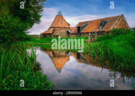 Preston Mill a été présenté dans le film Outlander à East Linton, East Lothian, en Écosse Banque D'Images