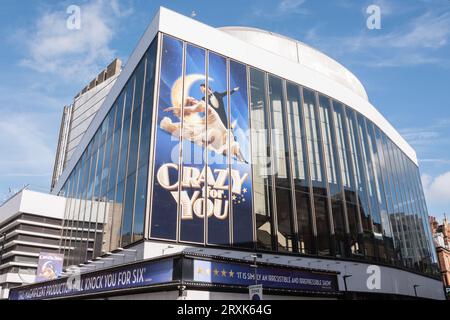 Crazy for You, la comédie musicale primée, au Gillian Lynne Theatre, Drury Lane, Londres, WC2, Angleterre, ROYAUME-UNI Banque D'Images