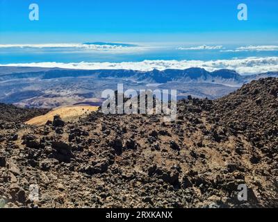 Vue sur le paysage montagneux du mont Teide sur l'île canarienne de Tenerife Banque D'Images