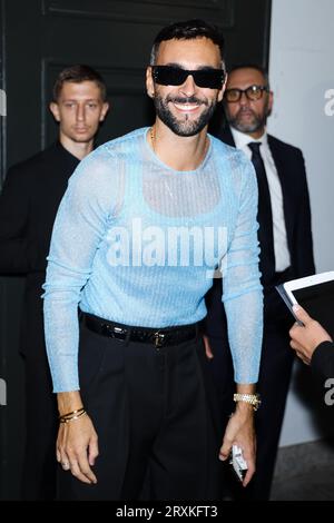 Milan, Italie. 22 septembre 2023. Marco Mengoni assiste au dîner de gala Versace lors de la Fashion week de Milan vêtements pour femmes Printemps/été 2024 le 22 septembre 2023 à Milan, Italie (photo Alessandro Bremec/NurPhoto) crédit : NurPhoto SRL/Alamy Live News Banque D'Images