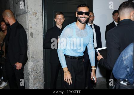 Milan, Italie. 22 septembre 2023. Marco Mengoni assiste au dîner de gala Versace lors de la Fashion week de Milan vêtements pour femmes Printemps/été 2024 le 22 septembre 2023 à Milan, Italie (photo Alessandro Bremec/NurPhoto) crédit : NurPhoto SRL/Alamy Live News Banque D'Images