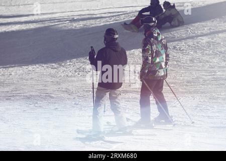 Domaine de ski skieurs sur Banque D'Images