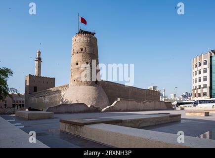 Dubaï, Émirats arabes Unis, 21 avril 2017. Extérieur du fort Al Fahidi du musée de Dubaï, un lieu touristique incontournable ouvert depuis 1971 Banque D'Images