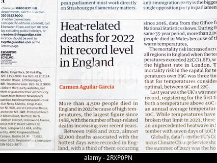 « Les décès liés à la chaleur pour 2022 ont atteint un niveau record en Angleterre » le journal Guardian en gros titre coupe de coupure d'article sur le changement climatique le 23 septembre 2023 Royaume-Uni Banque D'Images