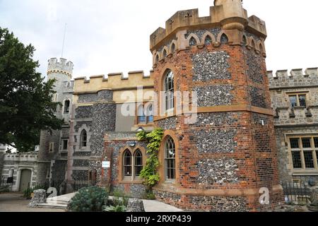 Whitstable Castle & Gardens (anciennement Tankerton Towers), Tower Hill, Whitstable, Kent, Angleterre, grande-Bretagne, Royaume-Uni, Royaume-Uni, Europe Banque D'Images