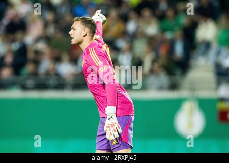 Muenster, Deutschland. 26 septembre 2023. Daniel Peretz (FC Bayern Muenchen, #18) bruellt DFB Pokal : SC Preussen Muenster - FC Bayern Muenchen, Muenster, Preussenstadion LES RÈGLEMENTS DFB INTERDISENT TOUTE UTILISATION DE PHOTOGRAPHIES COMME SÉQUENCES D'IMAGES ET/OU QUASI-VIDÉO. Crédit : dpa/Alamy Live News Banque D'Images