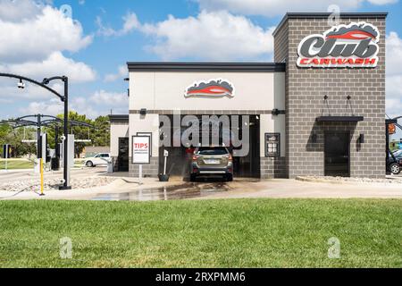Club Carwash, une entreprise de lavage automatique de voitures à Wichita, Kansas, États-Unis. Banque D'Images