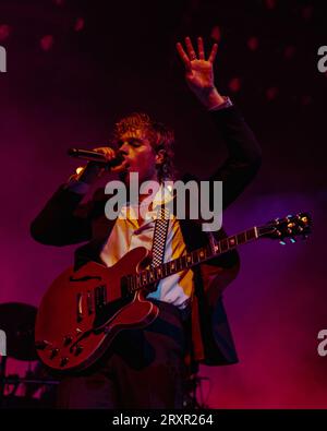 Milan, Italie, 26 septembre 2023. Le groupe de pop punk australien 5 seconds of Summer se produit au Mediolanum Forum, Milan. Crédits : Maria Laura Arturi / Alamy Live News Banque D'Images