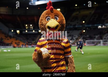 Bradford, Royaume-Uni. 26 septembre 2023. Mascotte du Billy Bantam Club lors de la Bradford City AFC v Middlesbrough FC Carabao Cup, Round 3 match à l'Université de Bradford Stadium, Bradford, Royaume-Uni le 26 septembre 2023 Credit : Every second Media/Alamy Live News Banque D'Images