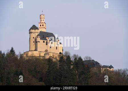 Marksburg, Château de Braubach, Rhénanie-Palatinat, Allemagne un jour de printemps Banque D'Images