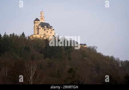 Marksburg, Château de Braubach, Rhénanie-Palatinat, Allemagne un jour de printemps Banque D'Images